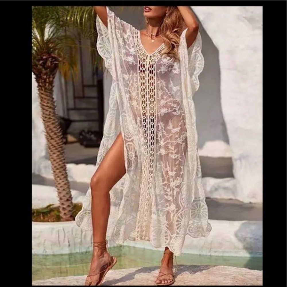 LACE‎ COVER UP IN WHITE ONE SIZE FITS MOST